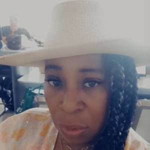 Meet your Posher, Claudette